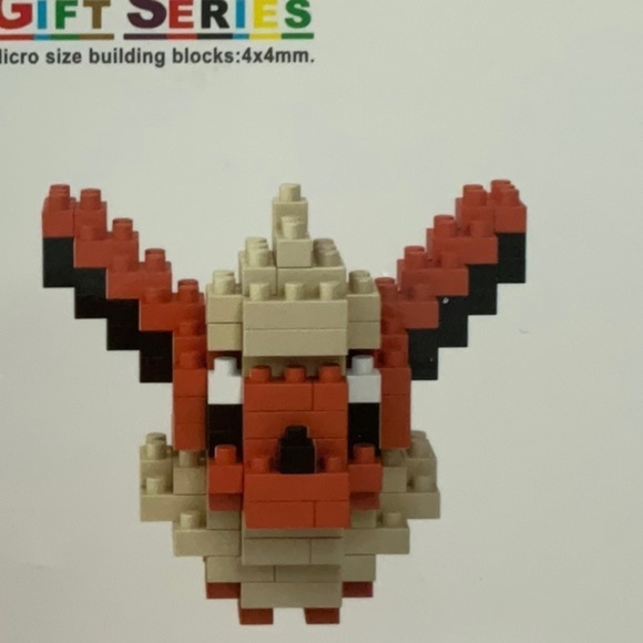 NANO BLOCKS LOT OF FIVE SETS - Picture 4 of 6